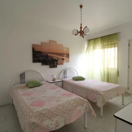 Apartamentosolpraia Vila Rosa T2 *
