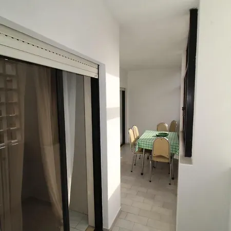 Apartamentosolpraia Vila Rosa T2 דירה *